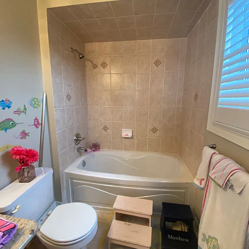 Before - Daughter's Ensuite