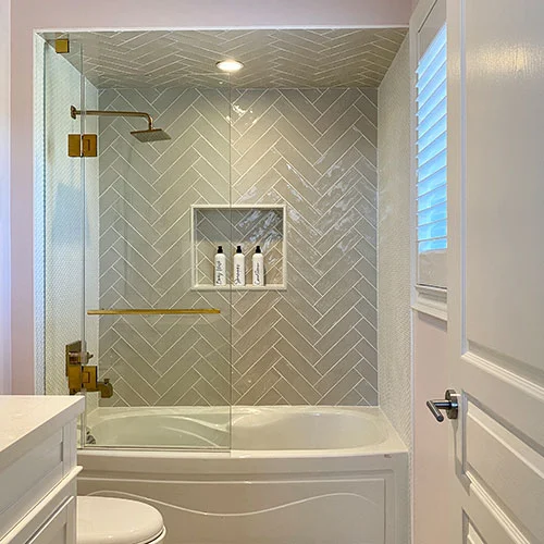 After - Daughter's Ensuite